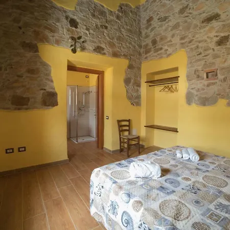 Arroccas De Is Istellas *