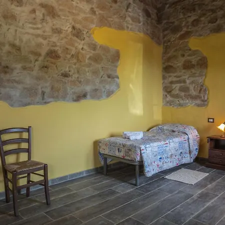 Arroccas De Is Istellas Lantgård Arbus