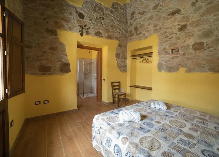 Arroccas De Is Istellas *